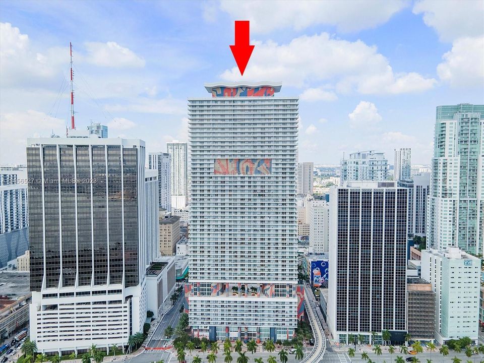 Recently Sold: $750,000 (2 beds, 2 baths, 1358 Square Feet)