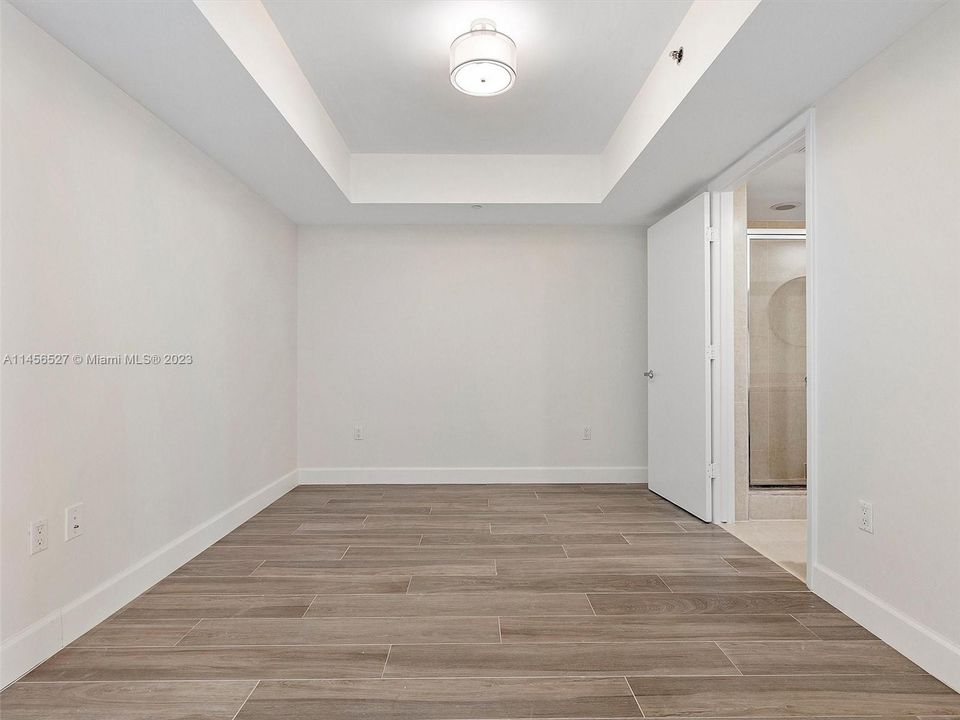 Recently Sold: $750,000 (2 beds, 2 baths, 1358 Square Feet)