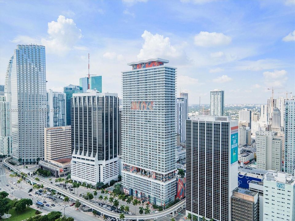 Recently Sold: $750,000 (2 beds, 2 baths, 1358 Square Feet)