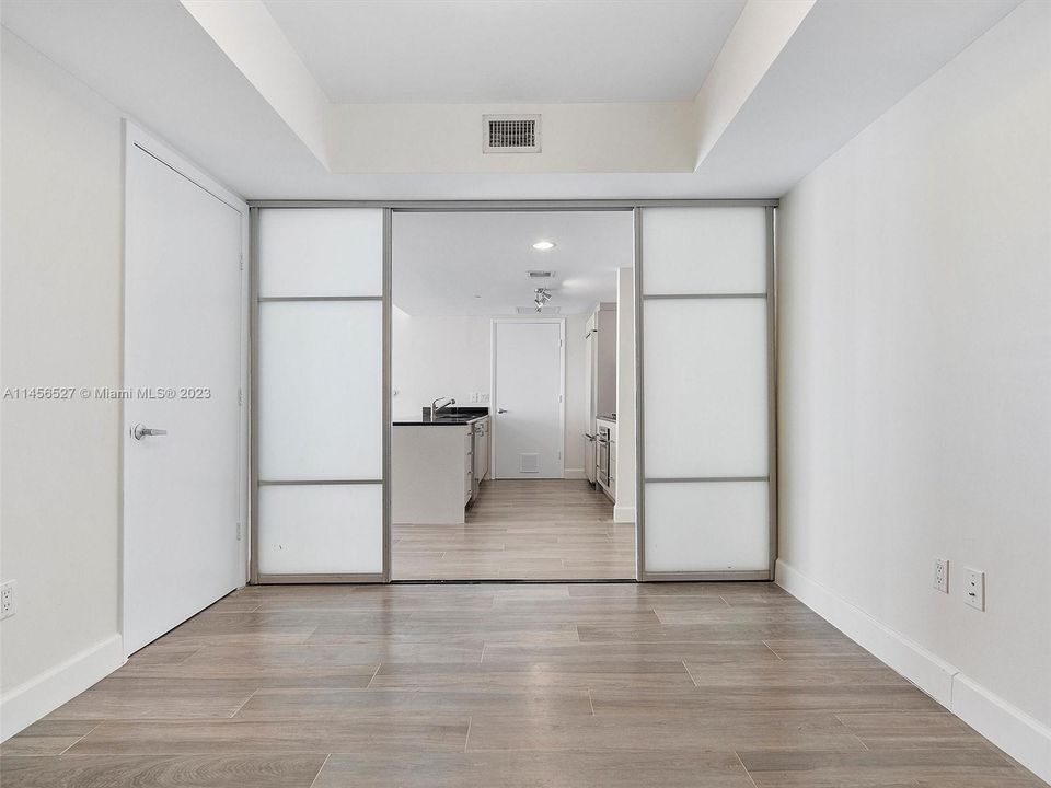 Recently Sold: $750,000 (2 beds, 2 baths, 1358 Square Feet)