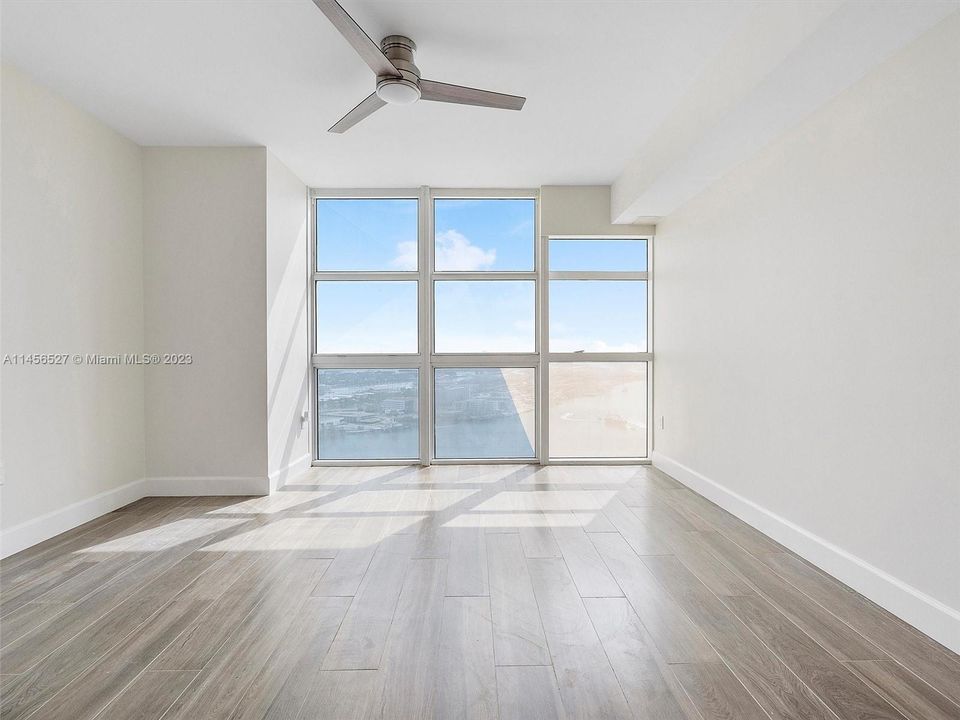 Recently Sold: $750,000 (2 beds, 2 baths, 1358 Square Feet)