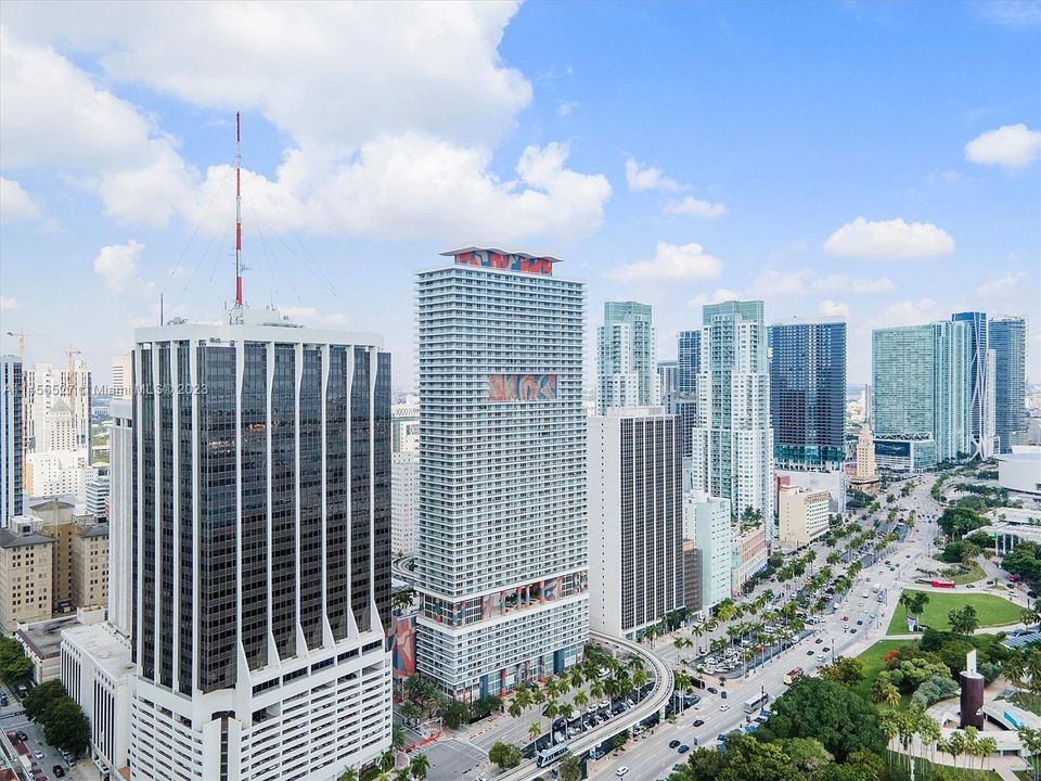 Recently Sold: $750,000 (2 beds, 2 baths, 1358 Square Feet)