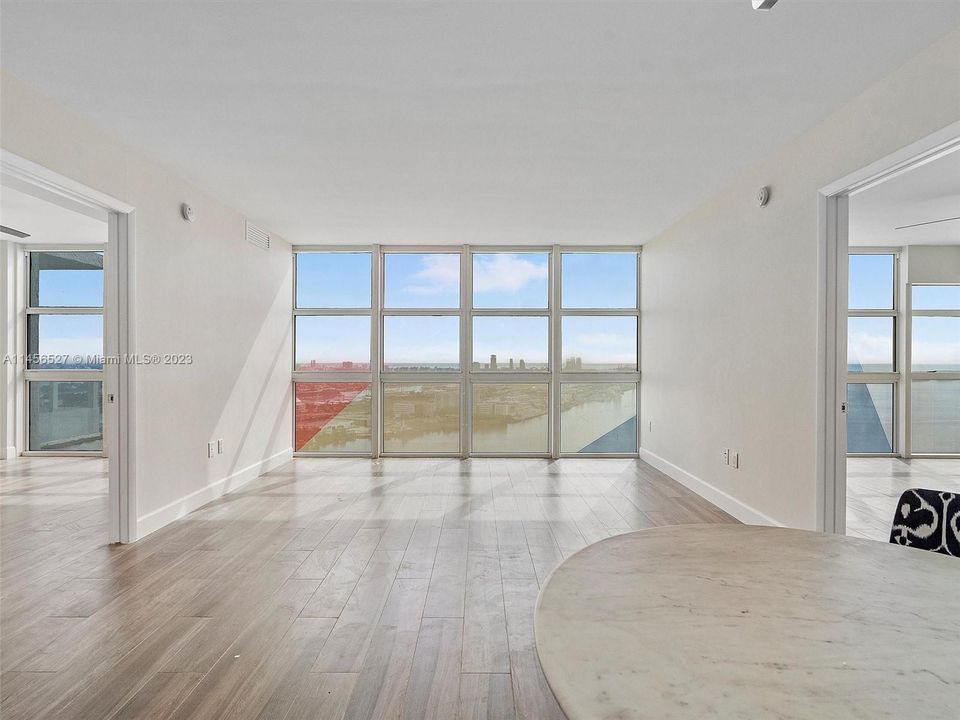 Recently Sold: $750,000 (2 beds, 2 baths, 1358 Square Feet)