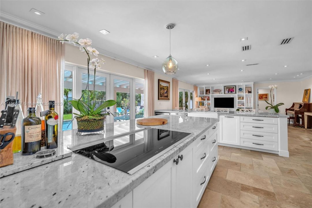 Recently Sold: $1,490,000 (3 beds, 2 baths, 1871 Square Feet)