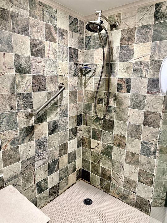 Vendido Recientemente: $450,000 (2 camas, 2 baños, 1610 Pies cuadrados)