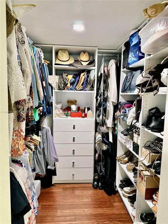 Vendido Recientemente: $450,000 (2 camas, 2 baños, 1610 Pies cuadrados)