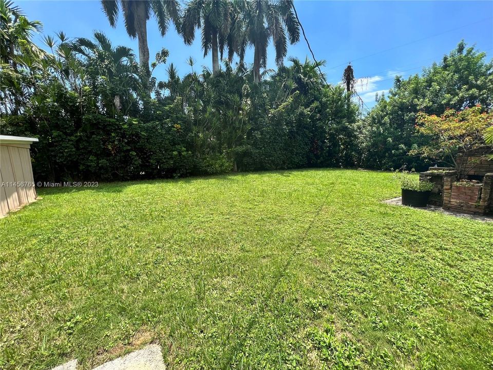 Недавно продано: $570,000 (3 спален, 2 ванн, 1522 Квадратных фут)