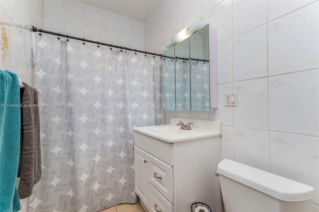 Vendido Recientemente: $679,999 (0 camas, 0 baños, 1820 Pies cuadrados)