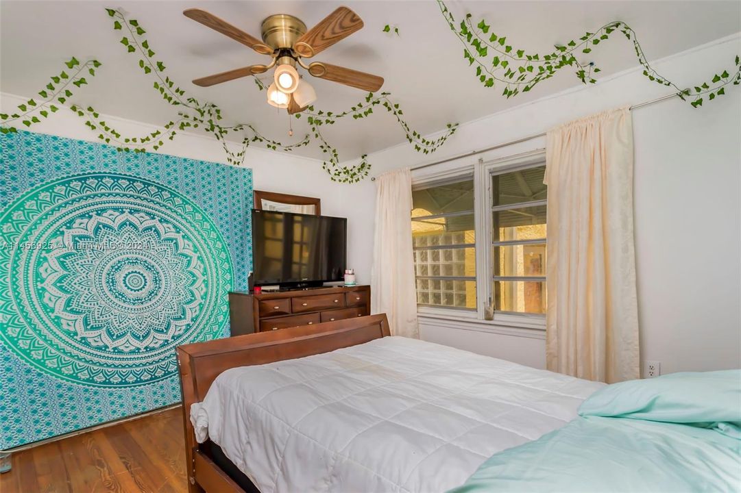 Vendido Recientemente: $679,999 (0 camas, 0 baños, 1820 Pies cuadrados)