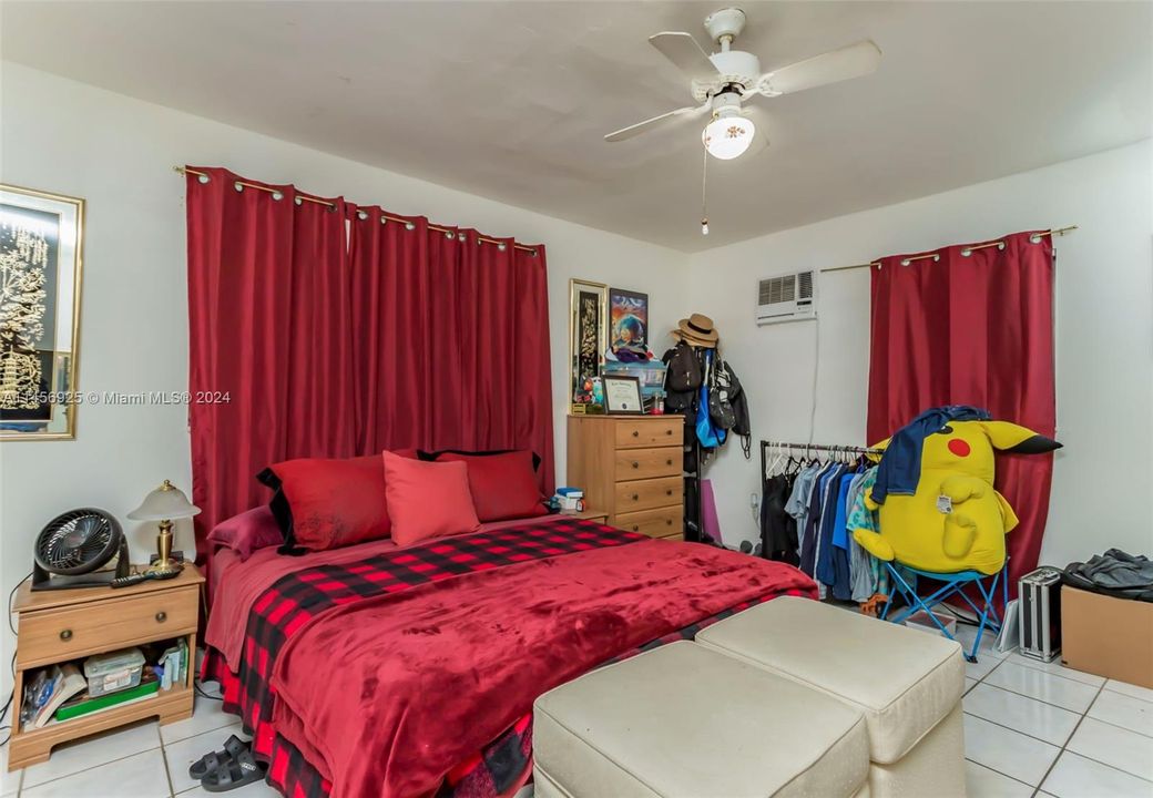 Detached unit bedroom