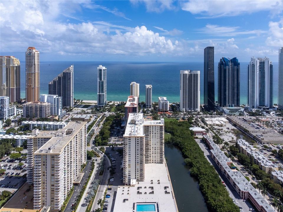 Recently Sold: $414,900 (2 beds, 2 baths, 1286 Square Feet)