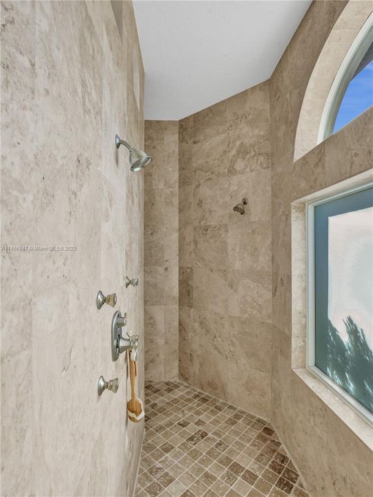 Недавно арендовано: $15,000 (4 спален, 4 ванн, 4711 Квадратных фут)