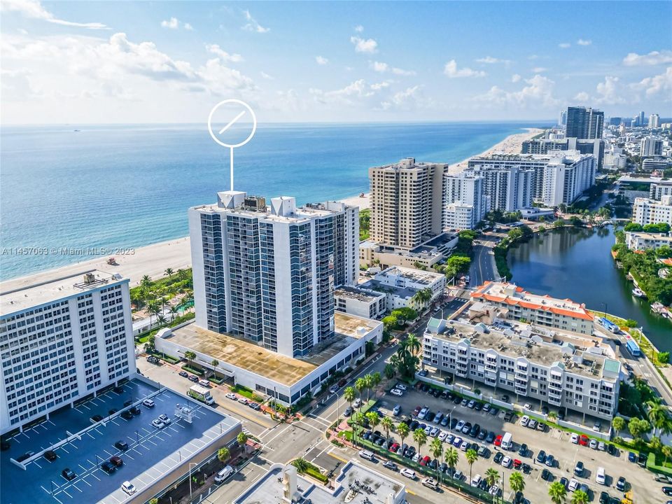 Vendido Recientemente: $1,200,000 (2 camas, 2 baños, 1645 Pies cuadrados)