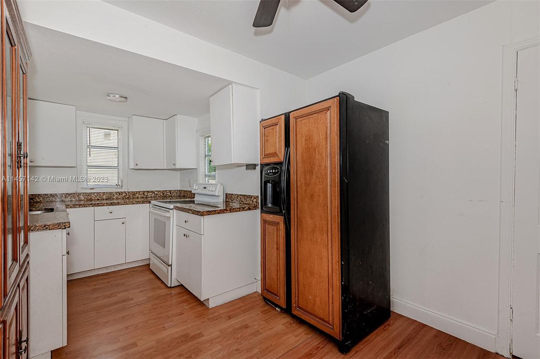 Active With Contract: $339,900 (3 beds, 2 baths, 0 Square Feet)