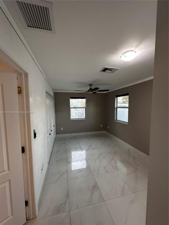 Недавно продано: $692,000 (4 спален, 3 ванн, 1662 Квадратных фут)