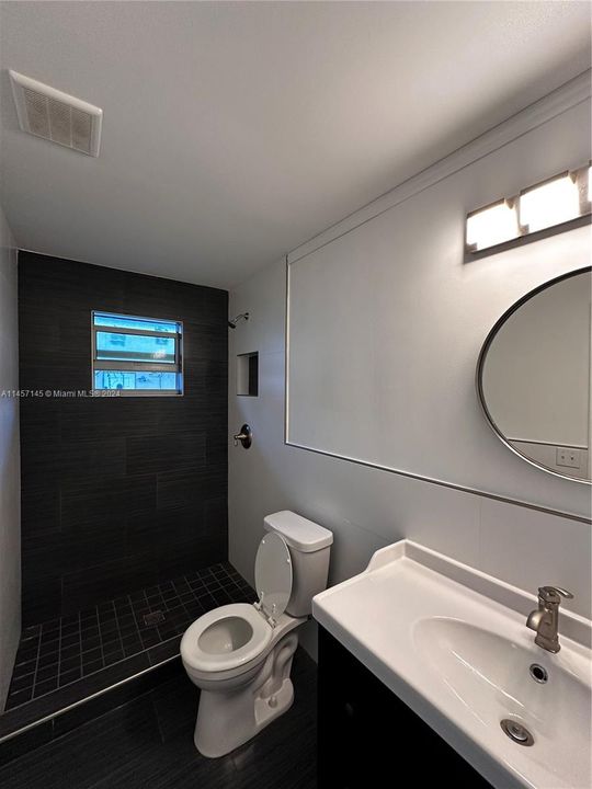 Недавно продано: $692,000 (4 спален, 3 ванн, 1662 Квадратных фут)