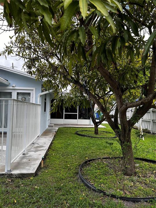 Недавно продано: $692,000 (4 спален, 3 ванн, 1662 Квадратных фут)