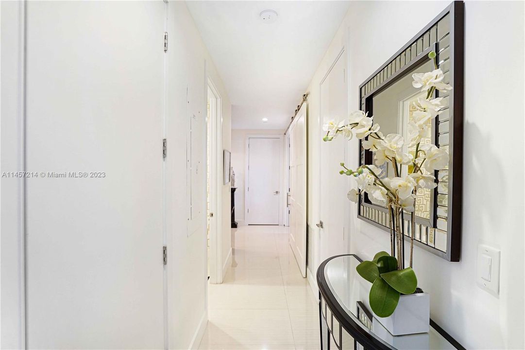 Hallway to other bedrooms