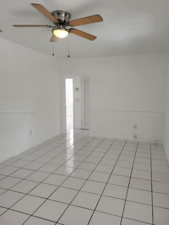 Recently Rented: $2,600 (2 beds, 1 baths, 1480 Square Feet)