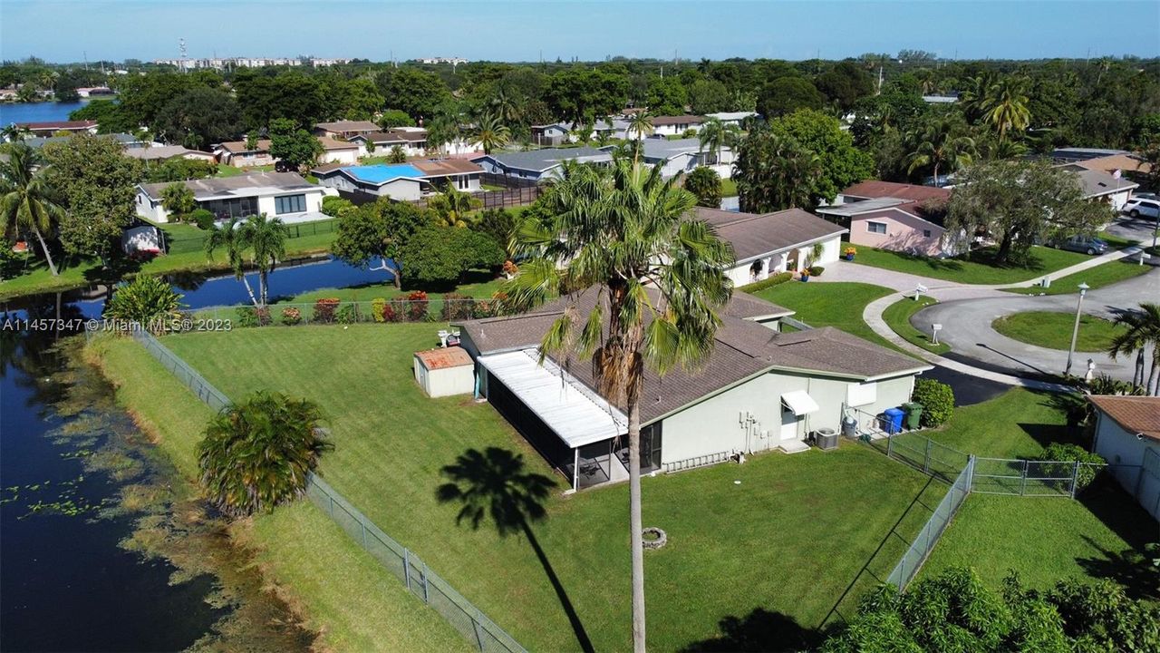 最近售出: $659,000 (3 贝兹, 2 浴室, 1543 平方英尺)