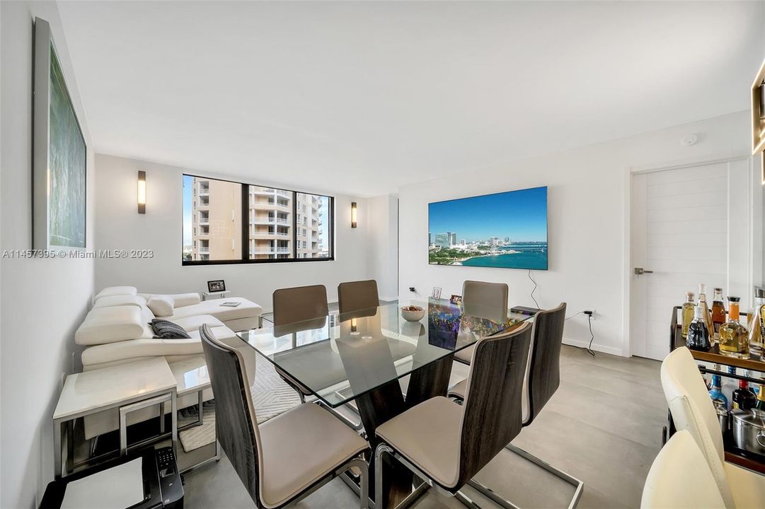 Недавно продано: $429,000 (1 спален, 1 ванн, 753 Квадратных фут)