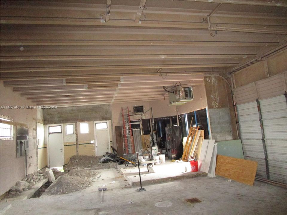 Recently Rented: $7,000 (0 beds, 0 baths, 0 Square Feet)