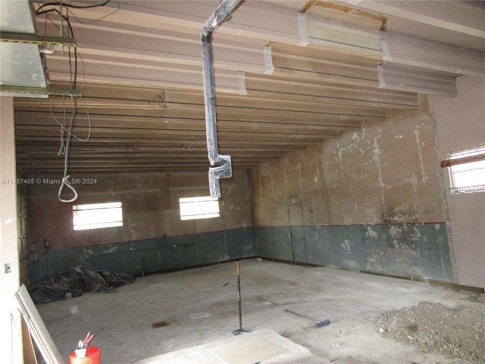 Recently Rented: $7,000 (0 beds, 0 baths, 0 Square Feet)