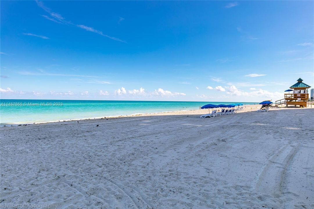 Recently Sold: $1,099,000 (2 beds, 3 baths, 1497 Square Feet)