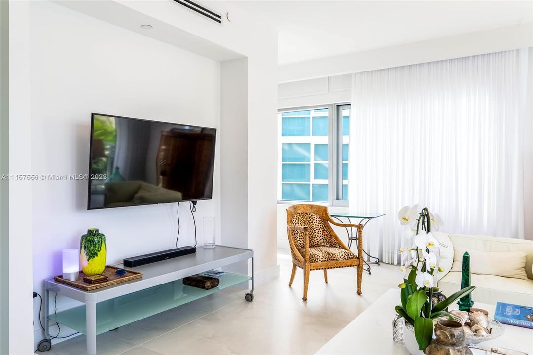 Недавно продано: $1,995,000 (3 спален, 3 ванн, 1862 Квадратных фут)