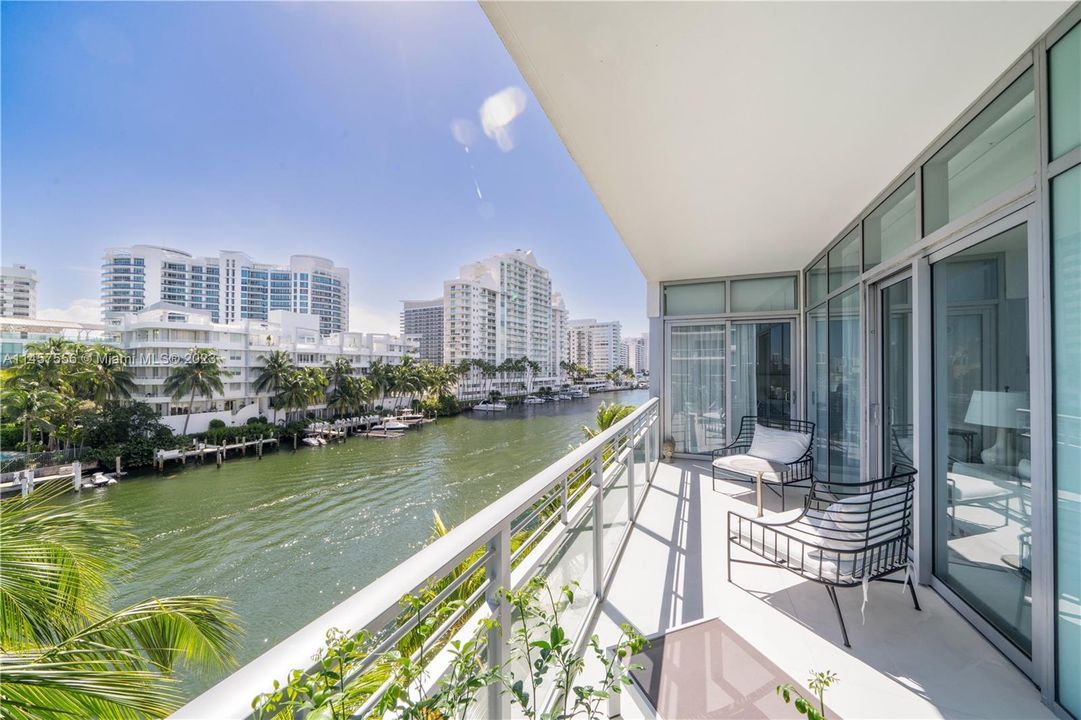 Недавно продано: $1,995,000 (3 спален, 3 ванн, 1862 Квадратных фут)