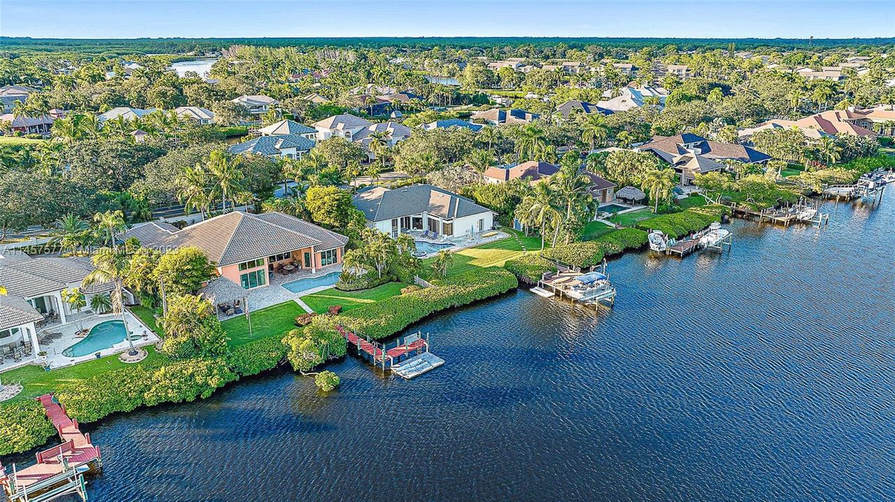 Recently Sold: $3,550,000 (3 beds, 4 baths, 4000 Square Feet)