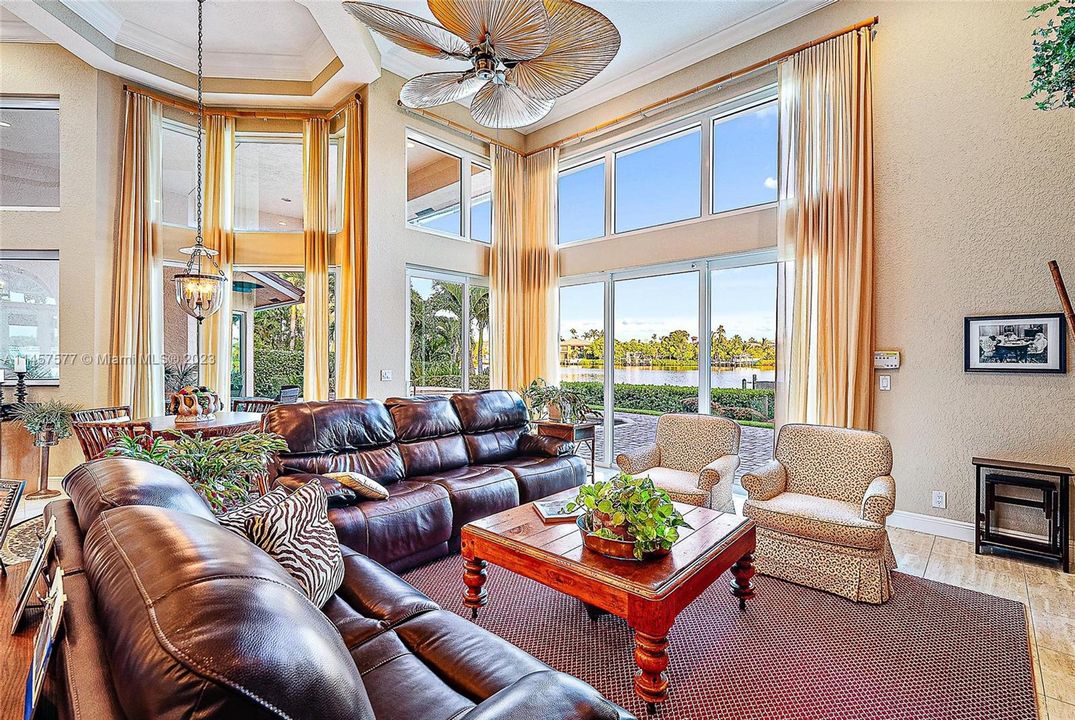 Recently Sold: $3,550,000 (3 beds, 4 baths, 4000 Square Feet)