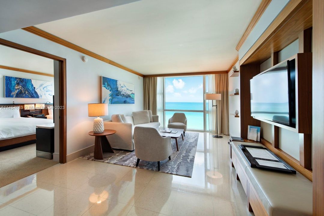 最近售出: $1,900,000 (2 贝兹, 2 浴室, 1181 平方英尺)