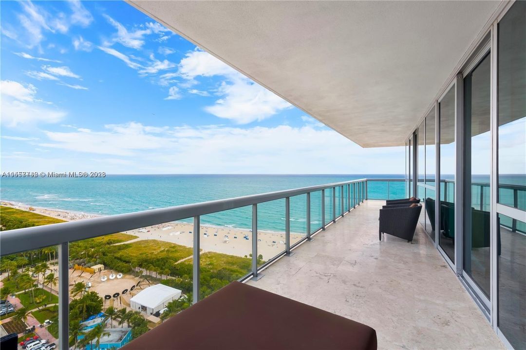 Recently Sold: $4,500,000 (2 beds, 2 baths, 1279 Square Feet)