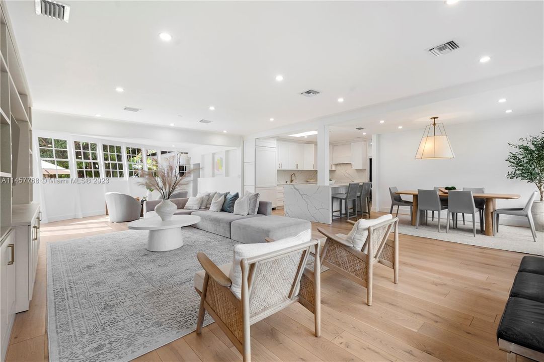 Recently Sold: $2,498,000 (4 beds, 4 baths, 2477 Square Feet)