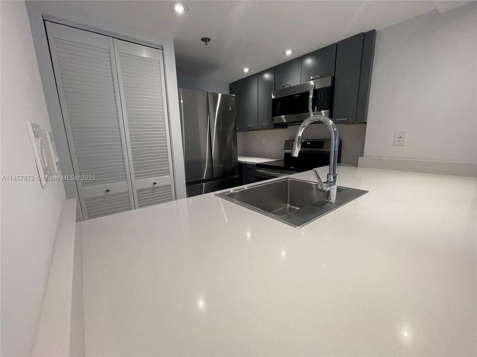 Recently Rented: $2,900 (1 beds, 1 baths, 600 Square Feet)