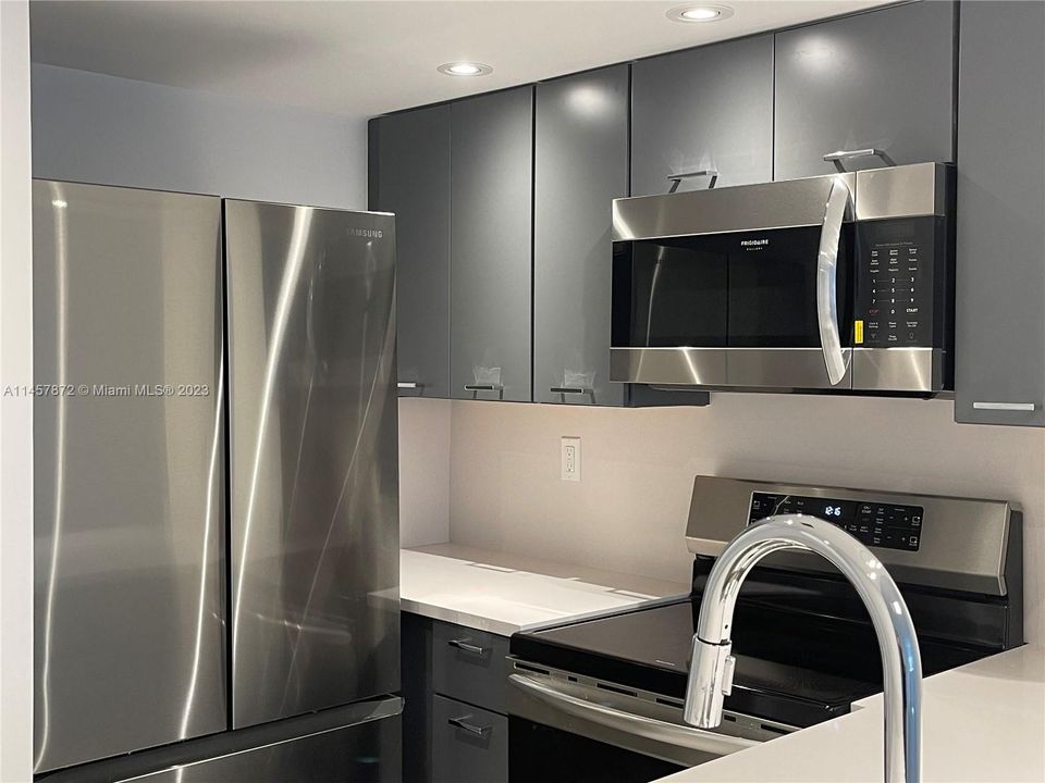 Recently Rented: $2,900 (1 beds, 1 baths, 600 Square Feet)