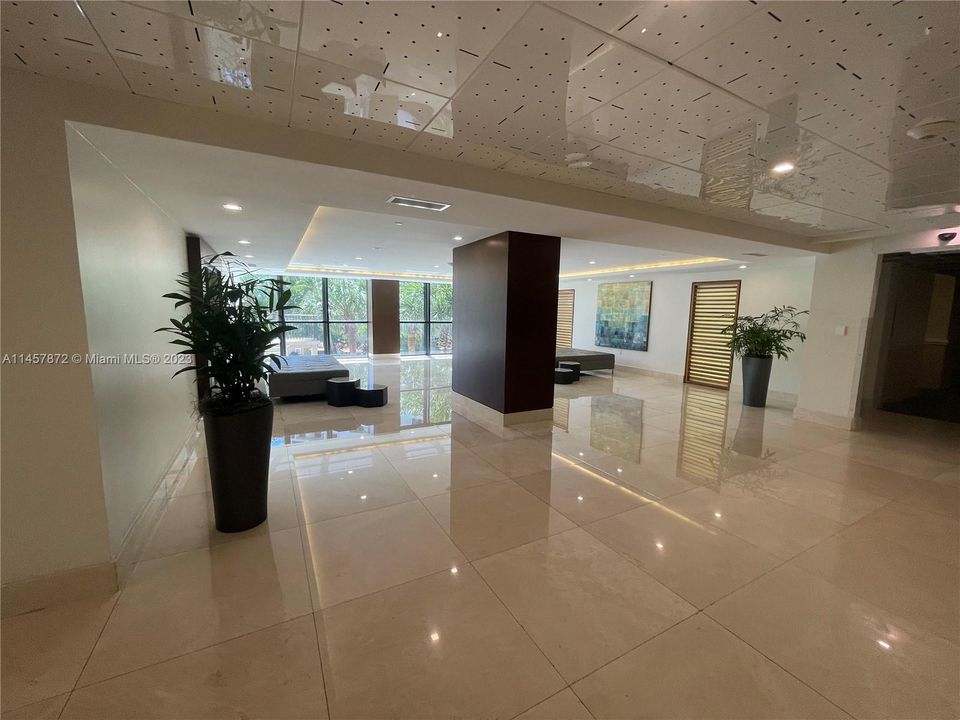 Recently Rented: $2,900 (1 beds, 1 baths, 600 Square Feet)