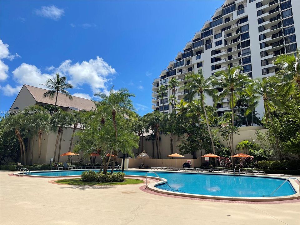 Recently Rented: $2,900 (1 beds, 1 baths, 600 Square Feet)