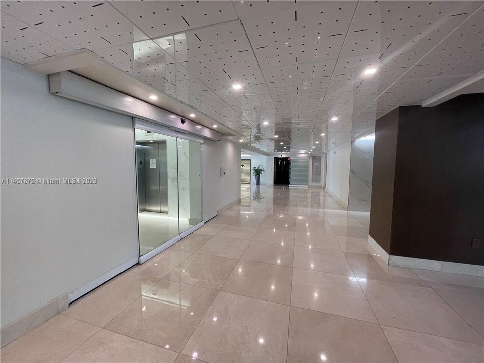 Recently Rented: $2,900 (1 beds, 1 baths, 600 Square Feet)