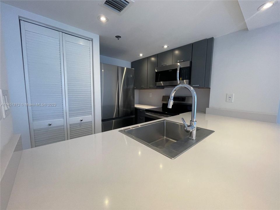 Recently Rented: $2,900 (1 beds, 1 baths, 600 Square Feet)