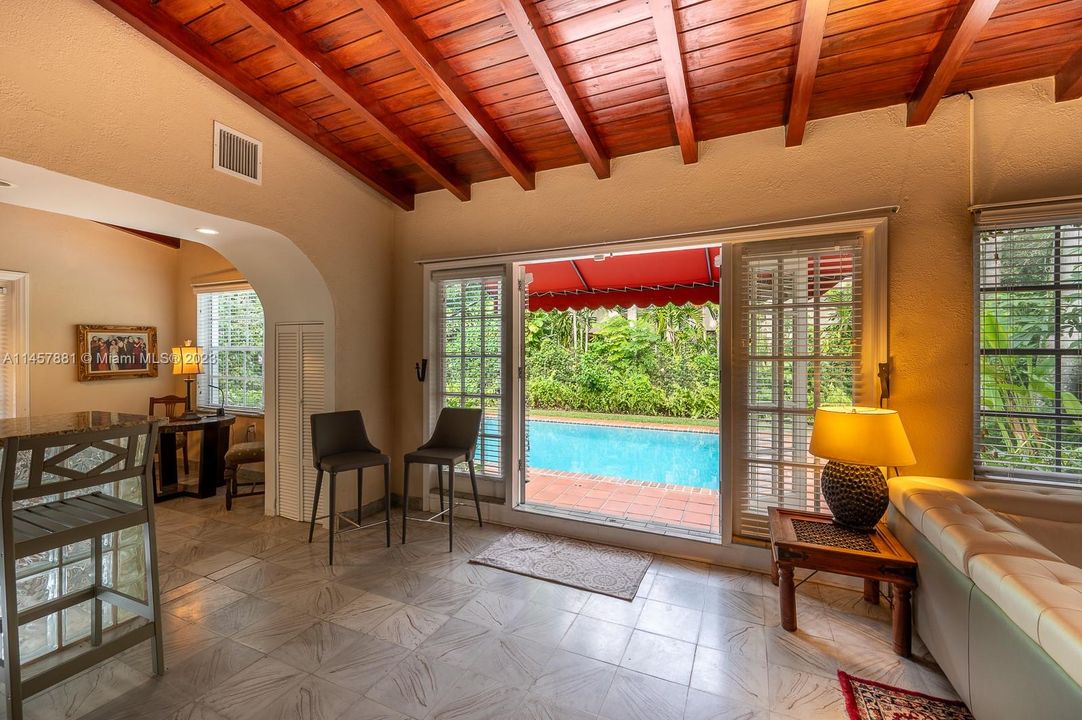 Recently Rented: $7,000 (3 beds, 2 baths, 2300 Square Feet)