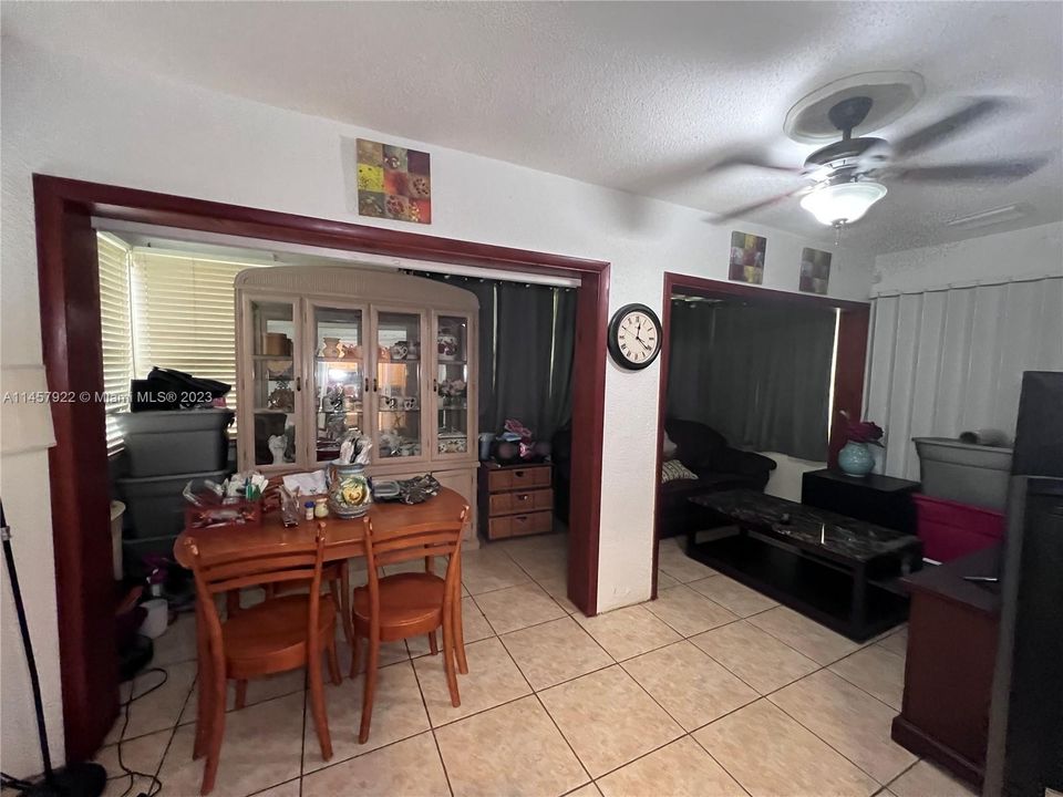 Recently Sold: $339,900 (2 beds, 2 baths, 1183 Square Feet)