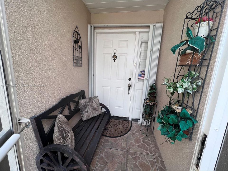 Recently Sold: $339,900 (2 beds, 2 baths, 1183 Square Feet)