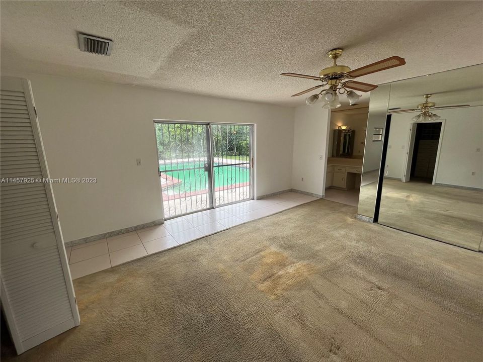 Recently Sold: $895,500 (5 beds, 5 baths, 3170 Square Feet)