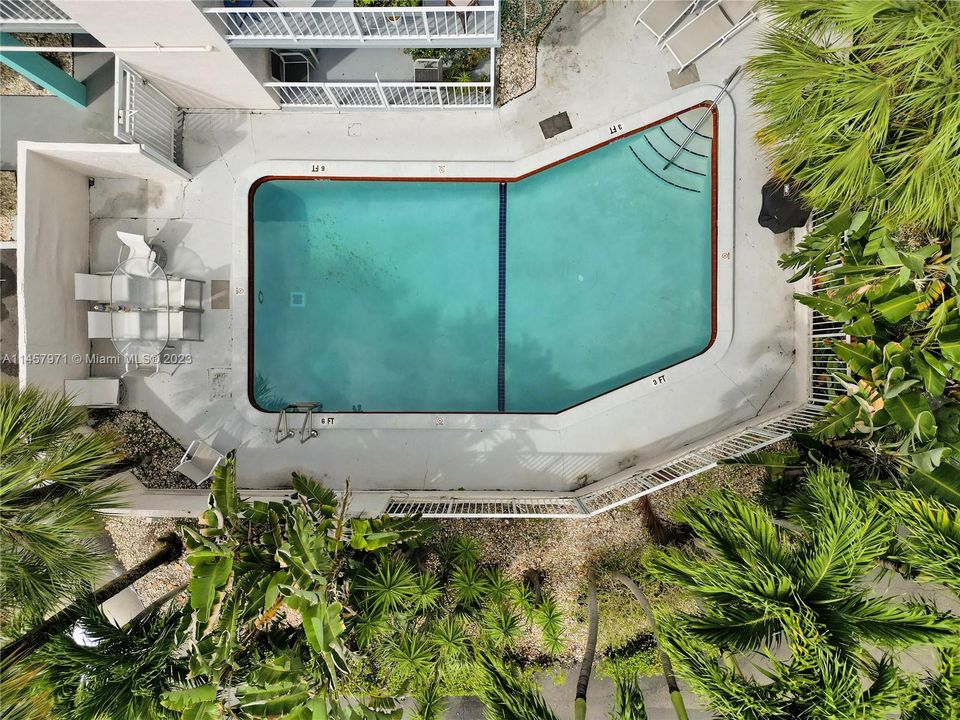 Недавно продано: $215,000 (1 спален, 1 ванн, 675 Квадратных фут)