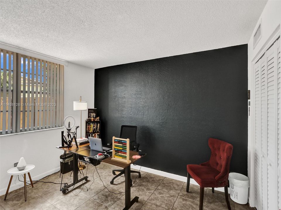 Recently Rented: $2,650 (2 beds, 2 baths, 1060 Square Feet)