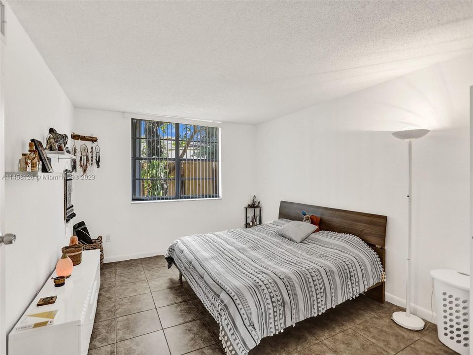 Recently Rented: $2,650 (2 beds, 2 baths, 1060 Square Feet)