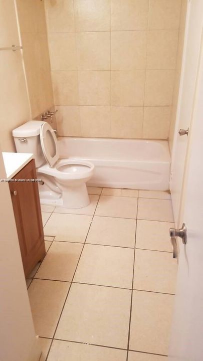 Recently Sold: $144,000 (1 beds, 1 baths, 842 Square Feet)