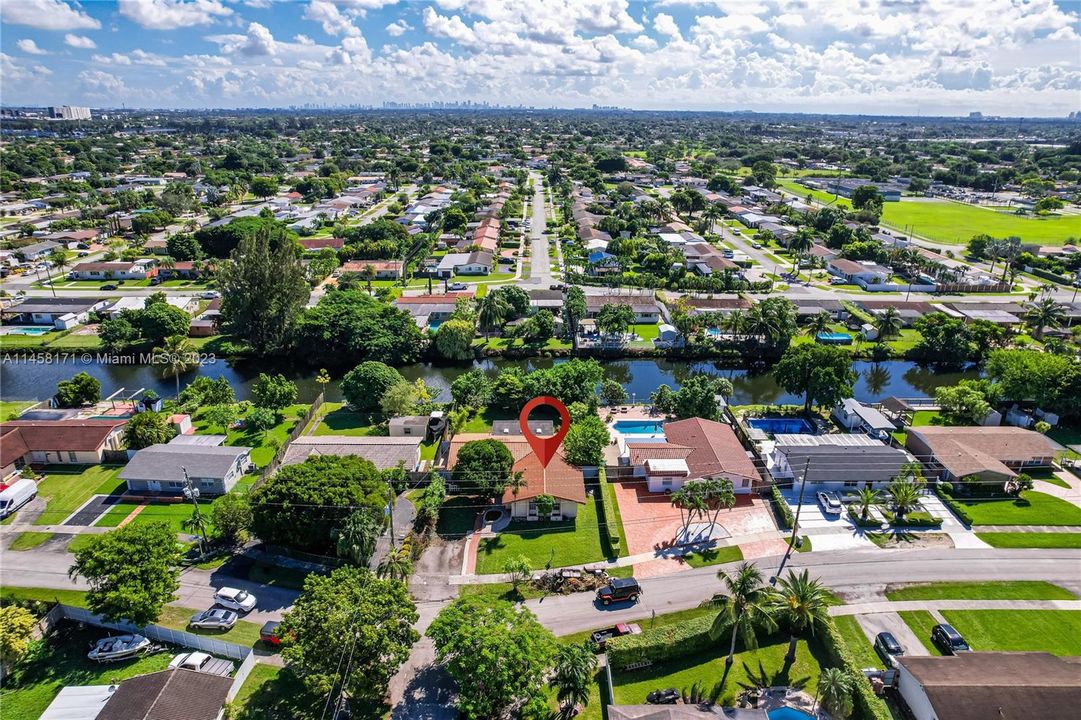 Recently Sold: $705,000 (4 beds, 2 baths, 2232 Square Feet)